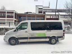 Mercedes-Benz Sprinter 316 Minibus – 9 seats and wheelchair ramp
