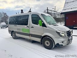 Mercedes-Benz Sprinter 316 Minibus – 9 seats and wheelchair ramp