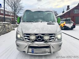 Mercedes-Benz Sprinter 316 Minibus – 9 seats and wheelchair ramp