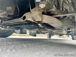 Mercedes-Benz Sprinter 316 Minibus – 9 seats and wheelchair ramp