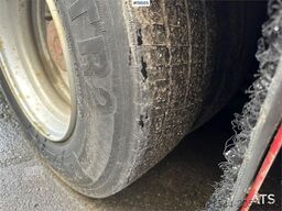 Broshuis 3 AUD-44 lowbed trailer.