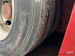 Broshuis 3 AUD-44 lowbed trailer.