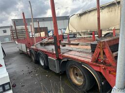 Vang DC 111 Ts 3 axle well trailer