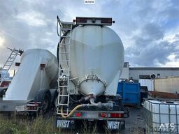 Spitzer silo trailer, 3-axle bulk trailer.