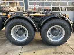 Mercedes-Benz Actros 4048 S 6x4 Tractor Head