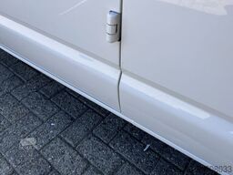 VW Transporter 2.0 TDI L2H1 DC Euro 6 Pick up Dubb...