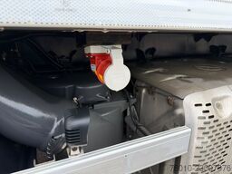 Iveco STRALIS 260S40