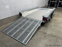 Hulco Terrax-2 3000.294x150 Maschinentransporter