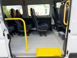 FIAT Ducato 9-Sitze L2H2 Behindertengerecht +Rampe