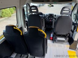 FIAT Ducato 9-Sitze L2H2 Behindertengerecht +Rampe