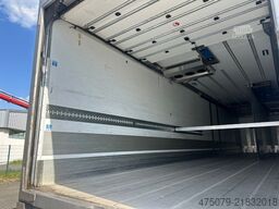 VOLVO FM 380 / Schmitz / 3 Kammer / Carrier ICELAND