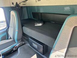 VOLVO FM 380 / Schmitz / 3 Kammer / Carrier ICELAND