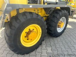 BOMAG BG 110 TA-2 / 6x6 Allrad