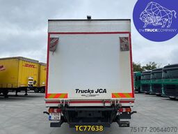 Mercedes-Benz Atego 818