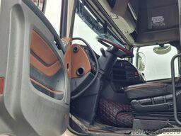 DAF XF 530 SuperSpaceCab 6x2*4 - Chassis 740 cm - L...