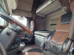 DAF XF 530 SuperSpaceCab 6x2*4 - Chassis 740 cm - L...