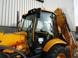 JCB 4CX PRO