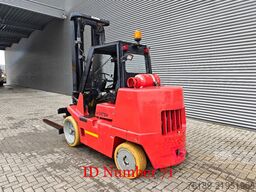 Hyster S7.00 XL Spacesaver 2373 Hours!