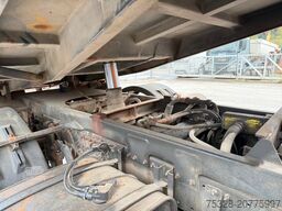 MAN TGM 13.250 4X4 BL Winterdienst Pflug + Streuer