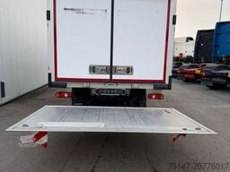FUSO 9C18 AMT TK600R LBW Seiten Türe