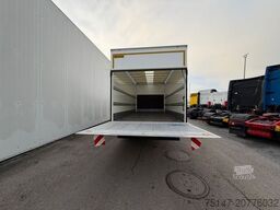 FUSO Canter 7C18 3-Sitzer Klima Ladebordwand