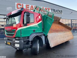Iveco Trakker AT340T50 8x4 Euro 6 Kipper 16m³