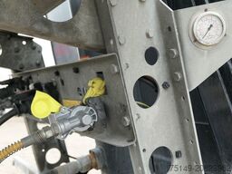 SCHMITZ CARGOBULL SKI 24 SL 7.2. Stahl, 26m³, Luft-Lift, Rollplane