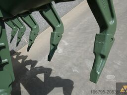 Caterpillar 130G Ex-army