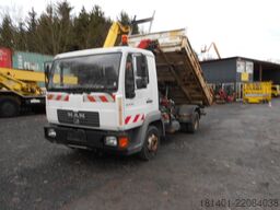 MAN Dreiseitenkippen MAN LE8.150 mit Kran Palfingen PFG7001