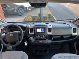 PÖSSL Pössl 2 WIN Plus - AKTION Navi+Kamera+Markise