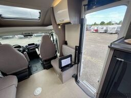 Bürstner Lyseo TD 736 Rolli zum Mieten - barrierefrei