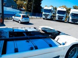 SCANIA R 520 * V8 *Retarder*Standklima*Navi*