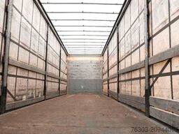 SCHMITZ CARGOBULL *Pritsche Plane*Coilmulde*