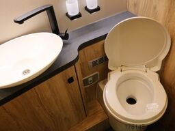 Eura Mobil Profila RS 720 EF Mondial Edition