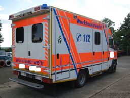 MERCEDES-BENZ 616 D Vario Großraum-RTW Luftfederung *21000 KM*