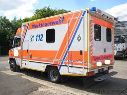 MERCEDES-BENZ 616 D Vario Großraum-RTW Luftfederung *21000 KM*