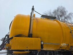 D-TEC Vlastuin/ Kesteren Gülleauflieger mit ADR