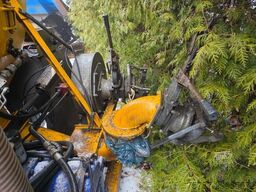 D-TEC Vlastuin/ Kesteren Gülleauflieger mit ADR