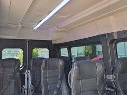 PEUGEOT Boxer  Hochraum 9 Sitzer L3H2 verglast BlueHDi