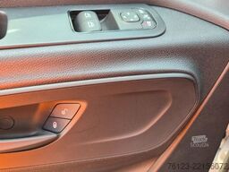 MERCEDES-BENZ 8 Sprinter Lord Light 22 Sitzer Vorlauffahrzeug