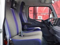 MITSUBISHI Fuso Canter 7C15