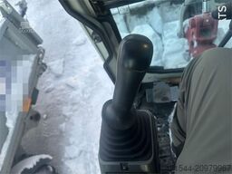 Takeuchi TB216 mini digger w/ 3 buckets. See hours! WATCH V