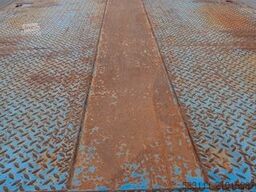 NOOTEBOOM NISKOPODWOZIE / DMC: 80 000 KG / 5 OSI / SKR?TNE