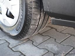 RENAULT TRAFIC III / BUS / 9 MIEJSC / 90 TYS KM / PIERWS