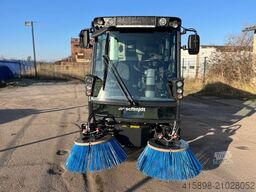 SCHMIDT Swingo 200+ Kehrmaschine Sweeper