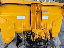 SCHMIDT Selbstladestreuer 2,6 m3 Winterdienst Streuer