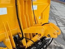 SCHMIDT Selbstladestreuer 2,6 m3 Winterdienst Streuer