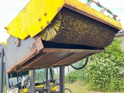 MULTICAR Multihog MH90 4x4 /Winterdienst