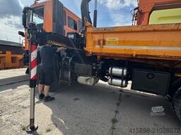 IVECO 190-360 Trakker 4x4 Kran/ Schneeschild+ Streuer