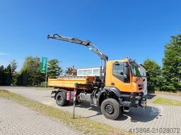 IVECO 190-360 Trakker 4x4 Kran/ Schneeschild+ Streuer